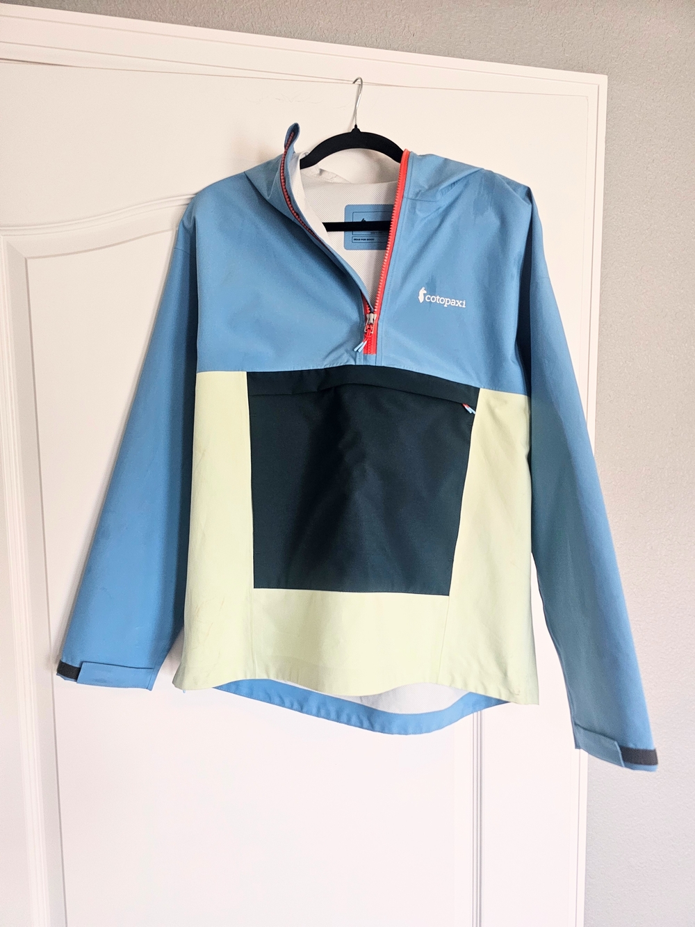 Cotopaxi Cielo Rain Anorak Women’s Hooded Waterproof Jacket Blue Colorblock WS